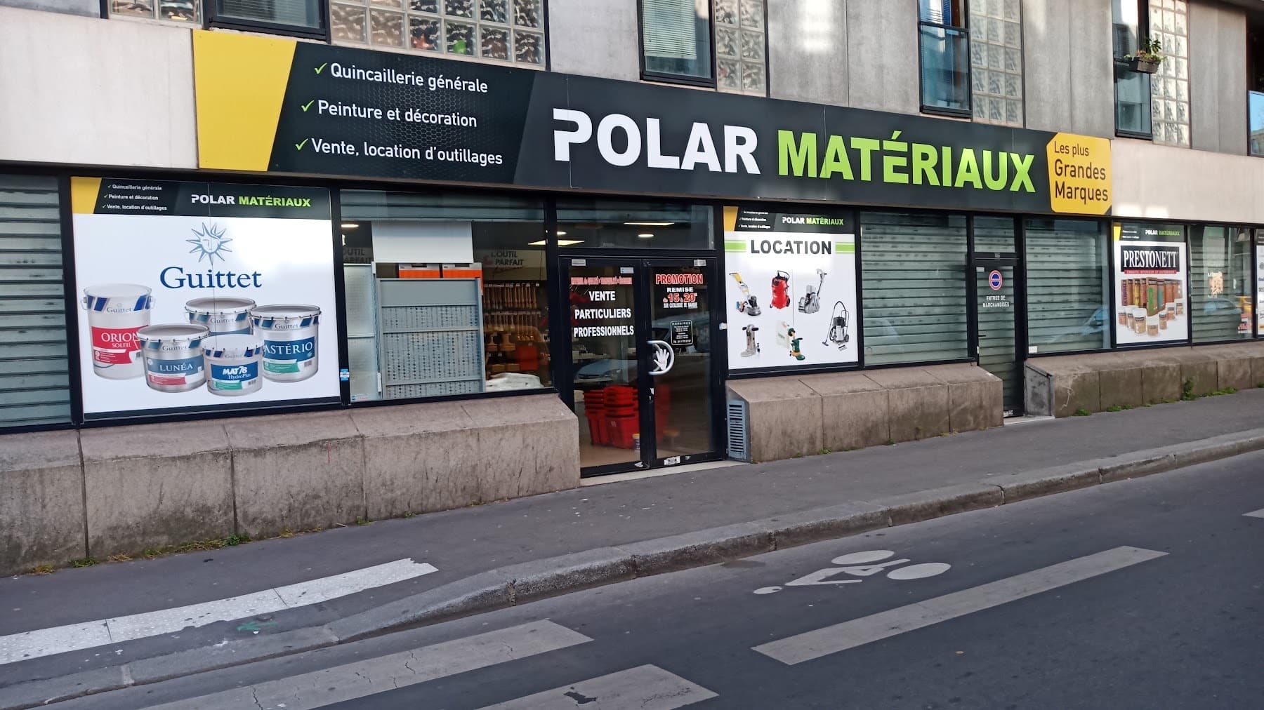 Façade de Polar Matériaux, 6 rue de Kabylie, magasin ouvert