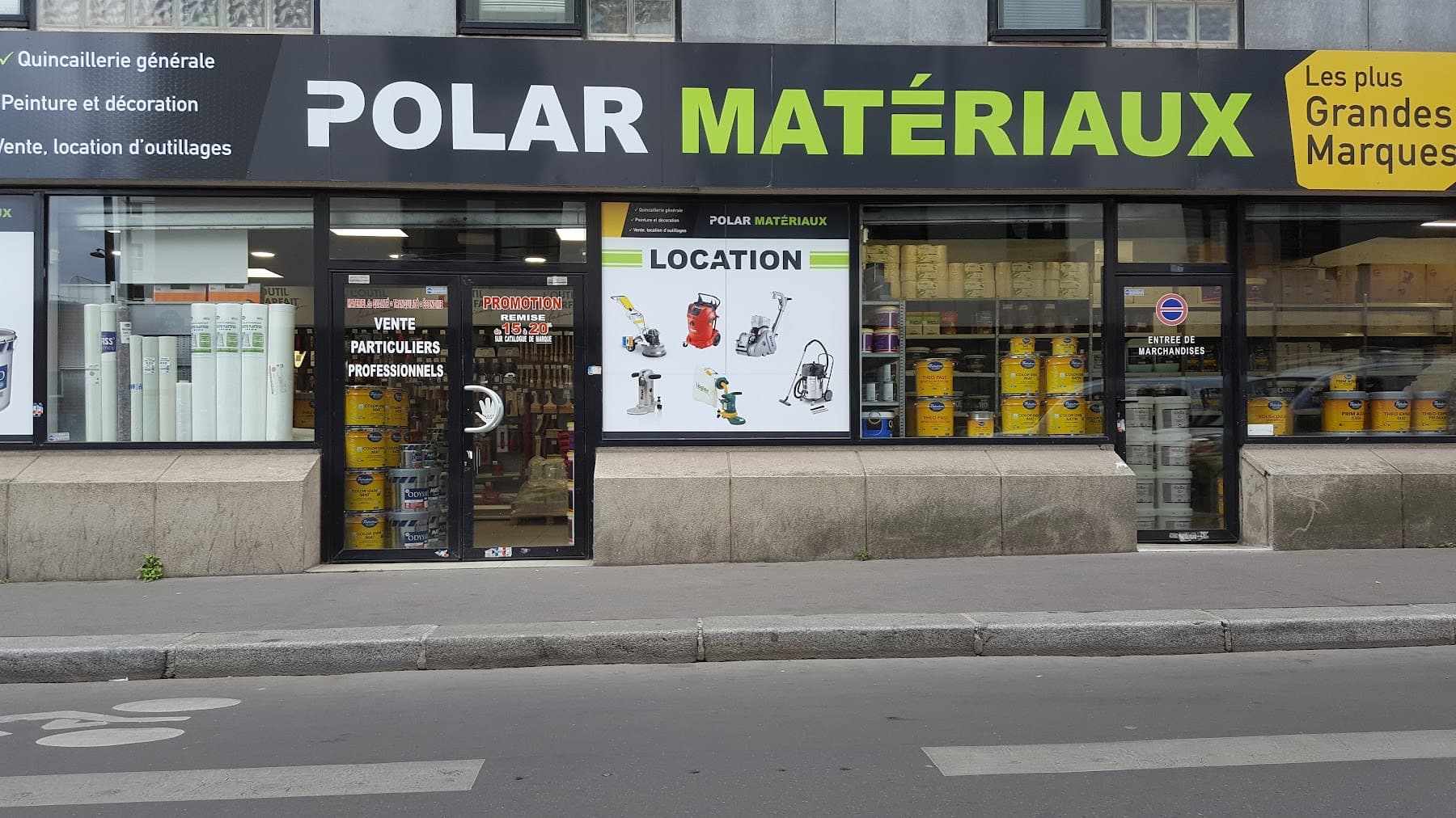 Pots Théodore Color Idem Mat en vitrine chez Polar Matériaux
